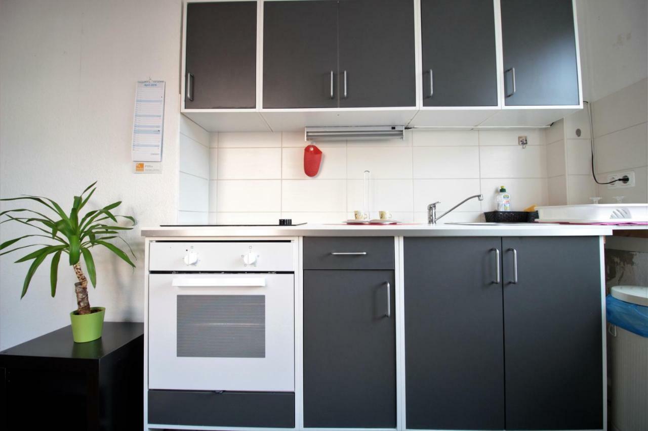 Charming 3-Bedroom Apartment With Parking Lot Wurtzburgo Exterior foto