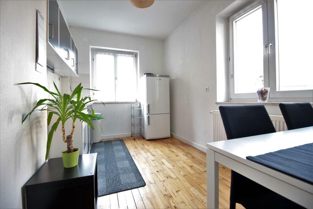 Charming 3-Bedroom Apartment With Parking Lot Wurtzburgo Exterior foto