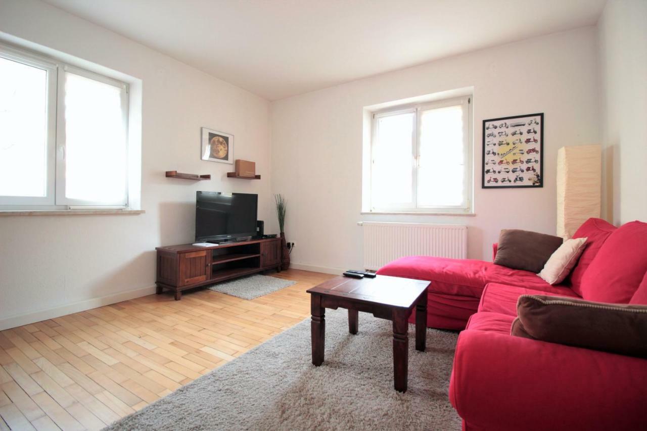 Charming 3-Bedroom Apartment With Parking Lot Wurtzburgo Exterior foto