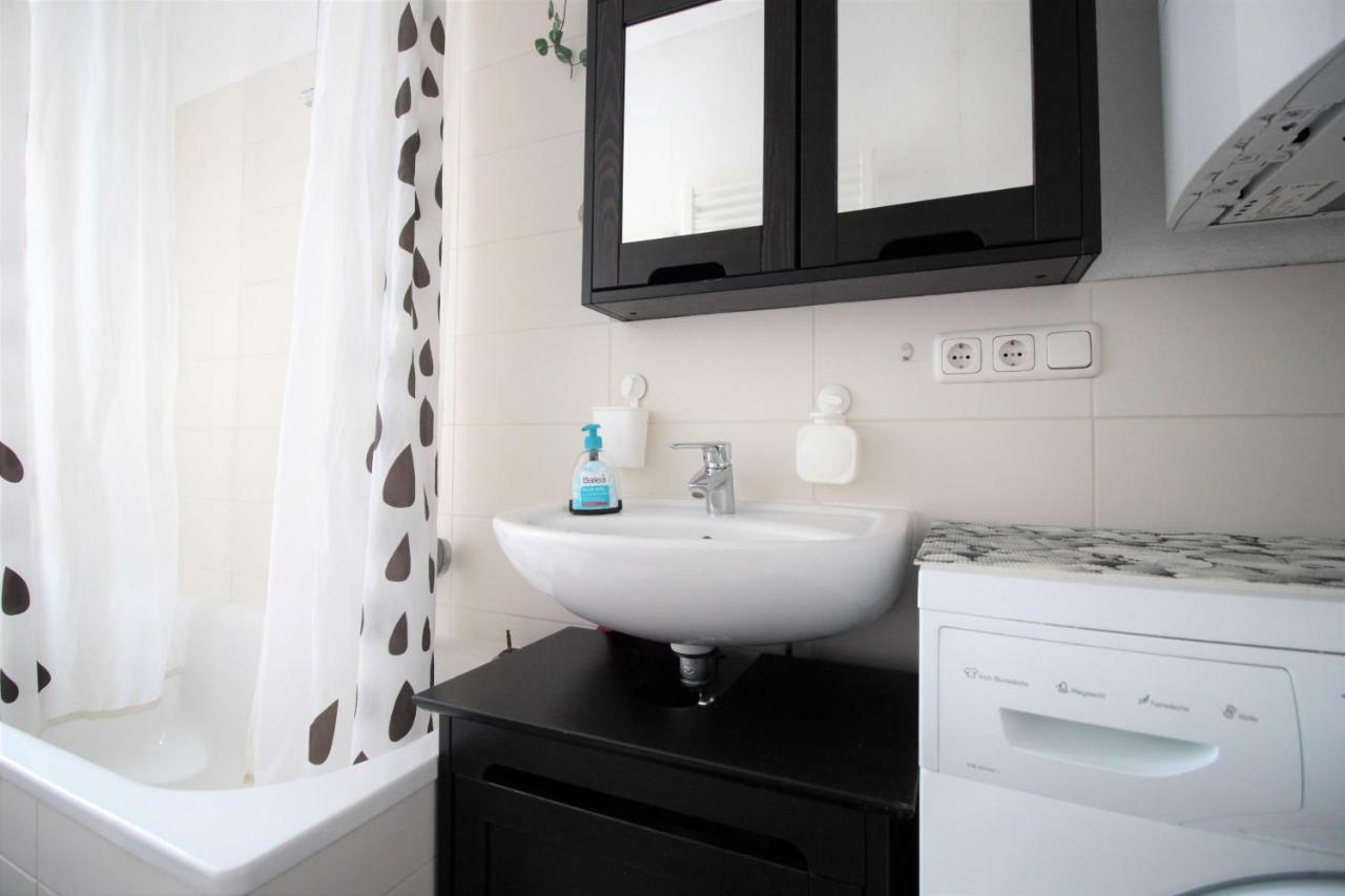 Charming 3-Bedroom Apartment With Parking Lot Wurtzburgo Exterior foto
